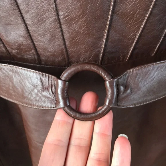 SOLD! VTG 70s-80s Brown Leather Blazer/Belted Jacket, 38 - Picture 7 of 7